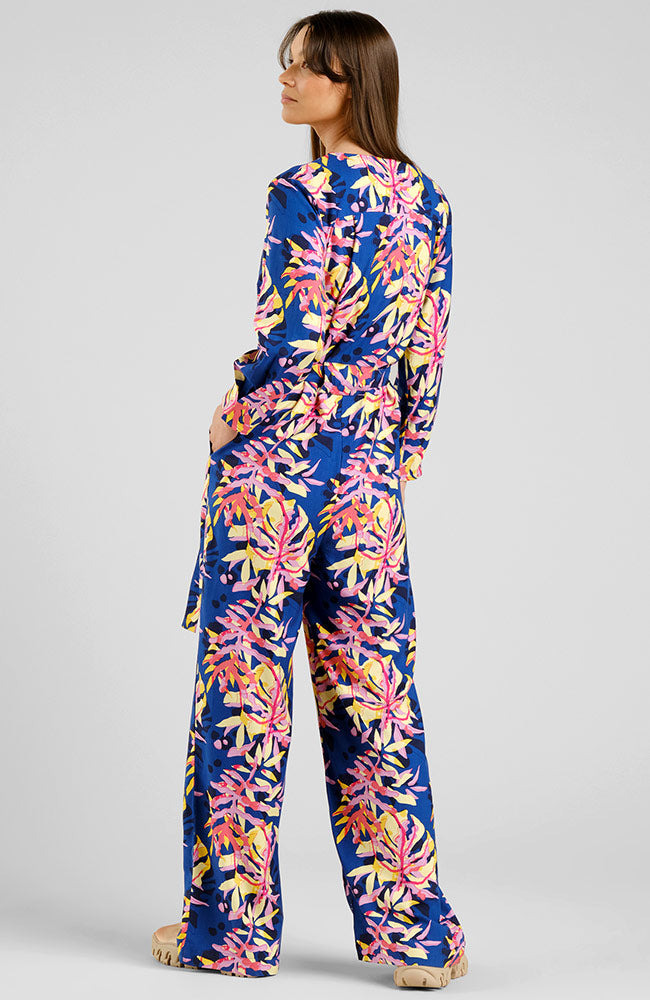 Dedicated Farsta tropische Collage Jumpsuit von ecovero für Frauen | Sophie Stone