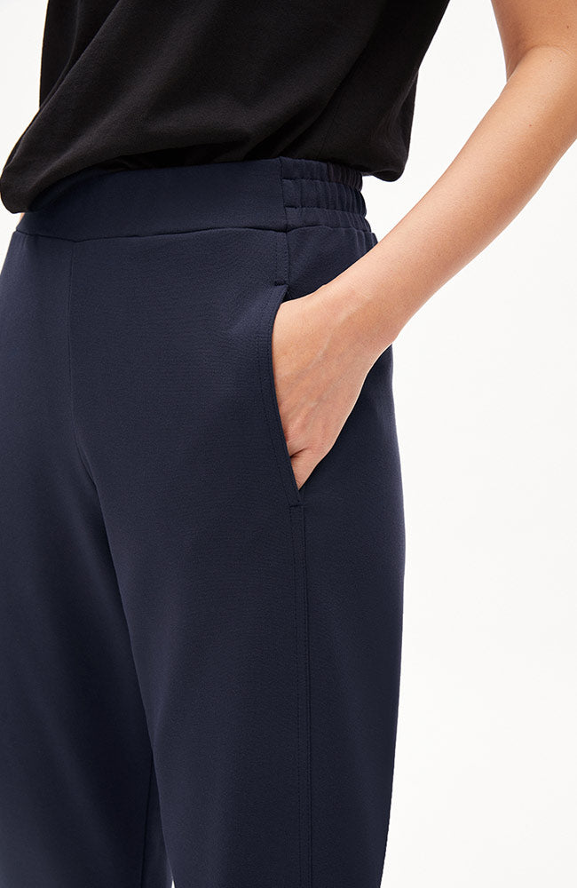 ARMEDANGELS Magdaalena pants night sky | Sophie Stone