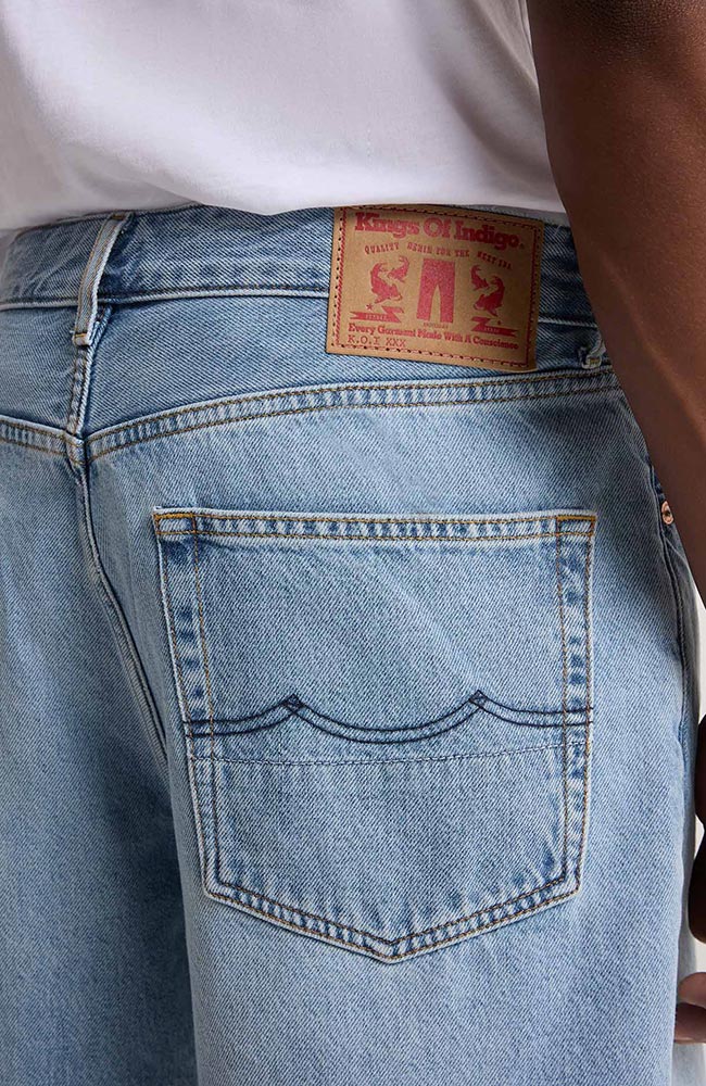 Kings of Indigo Adelio denim short blue reef van bio katoen man | Sophie Stone