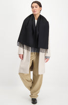 Alpaca Loca Sjaal zwart van 100% baby Alpaca wol uniseks | Sophie Stone