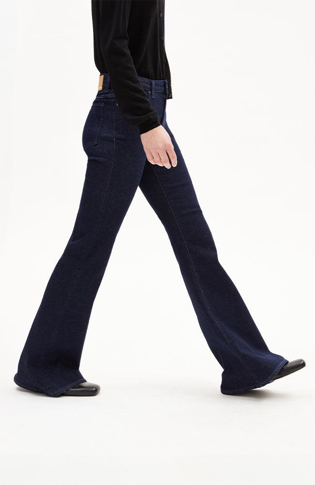 ARMEDANGELS Anamaa flared jeans maggiore blue including organic cotton ladies | Sophie Stone