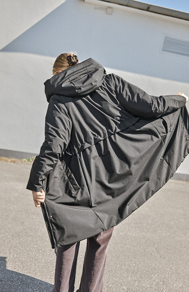 MAZINE Basic wattierte Jacke schwarz recyceltem Polyester Frau | Sophie Stone