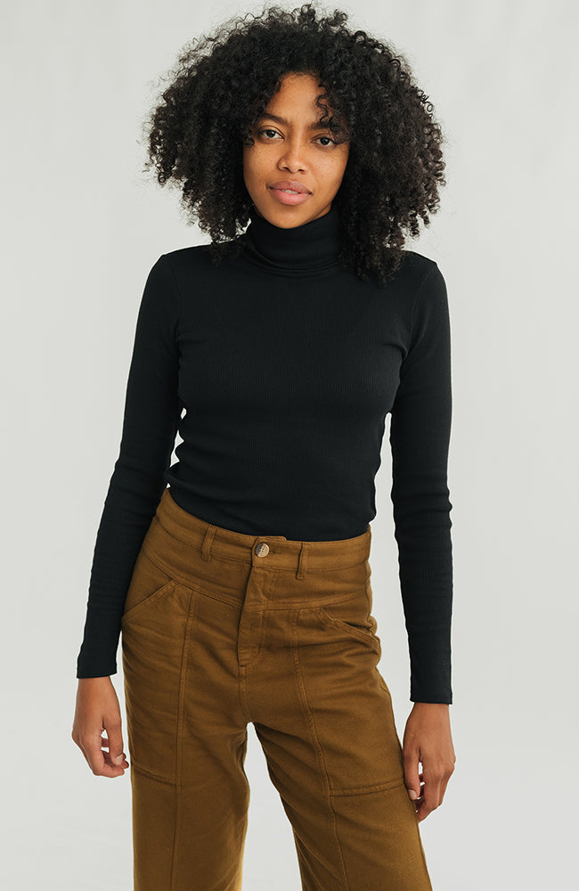TWOTHIRDS Canna turtleneck black from recycled materials for women | Sophie Stone
