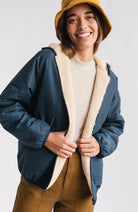 TWOTHIRDS Crozier jas blue orion van gerecycled polyester voor dames | Sophie Stone