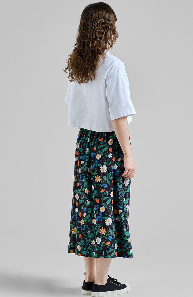 Dedicated Viken Skirt in Strawberry, made from Ecovero viscose, for women | Sophie Stone