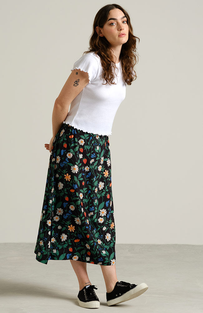 Dedicated Viken Skirt in Strawberry, made from Ecovero viscose, for women | Sophie Stone