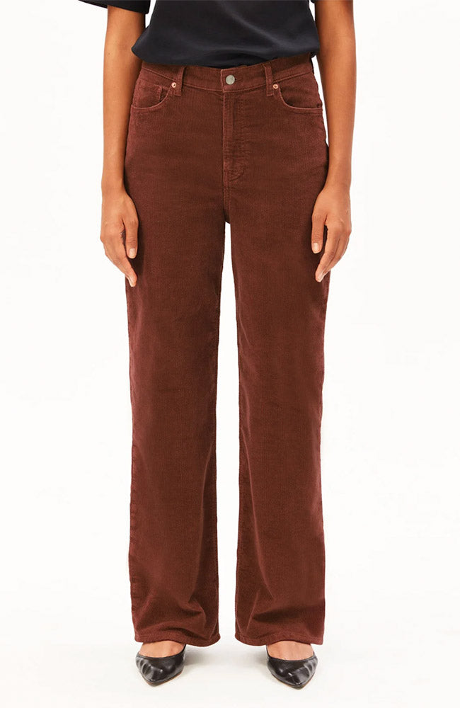 ARMEDANGELS Enijaa corduroy broek rustwood GOTS bio katoen dames | Sophie Stone
