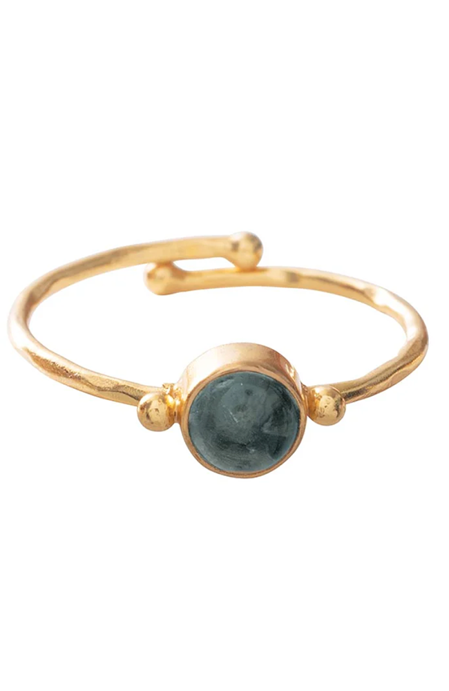 A Beautiful Story Faithful ring labradorite edelsteen van verguld messing dames | Sophie Stone