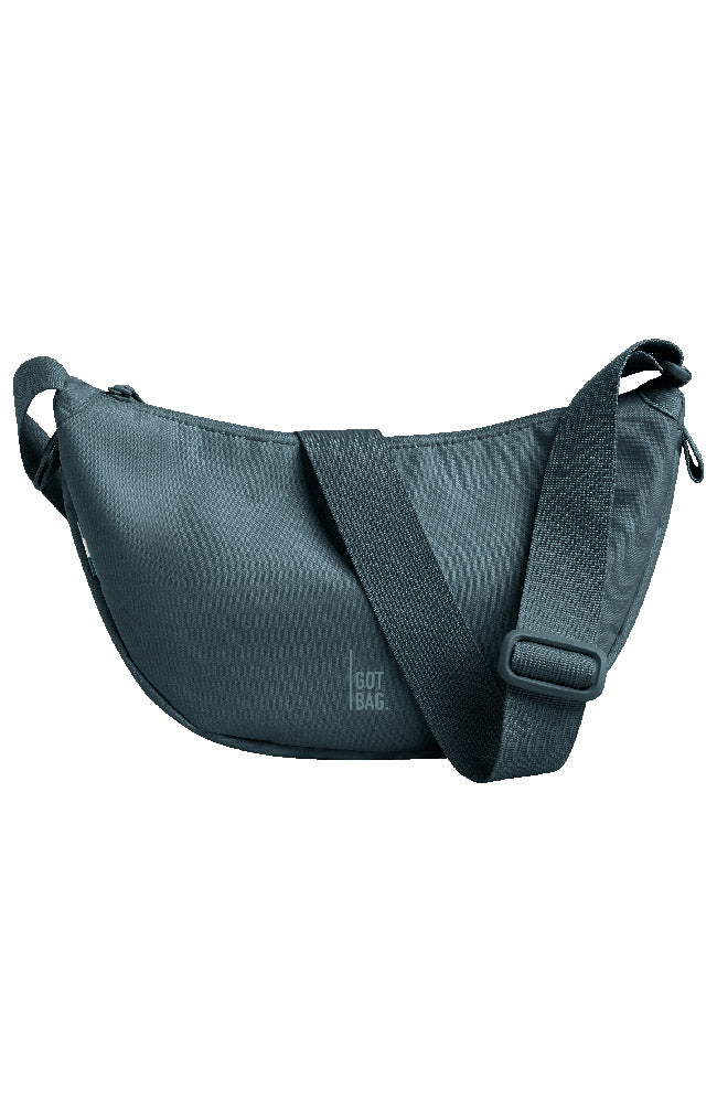 GOT BAG Moon bag small blauw van gerecycled oceaan plastic uniseks | Sophie Stone