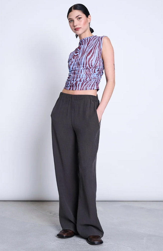 JAN N JUNE Hava crinkle broek grijs Lyocell (TENCEL™) voor vrouw | Sophie Stone