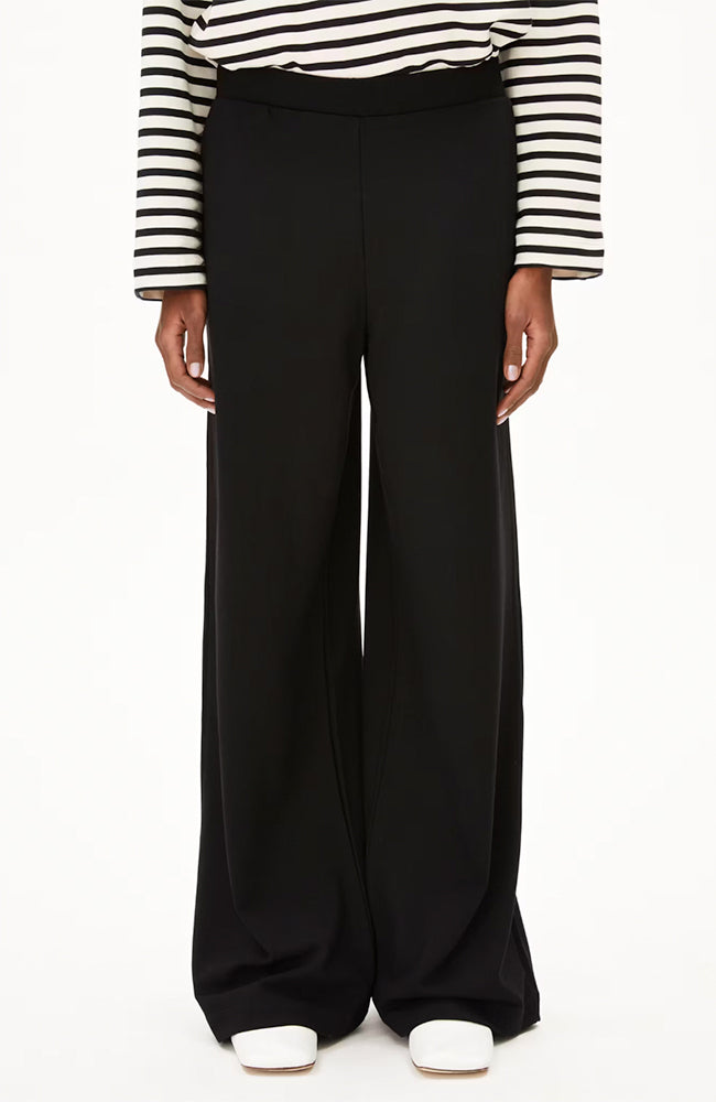 ARMEDANGELS Hose Himaari schwarz von ECOVERO für Frauen | Sophie Stone