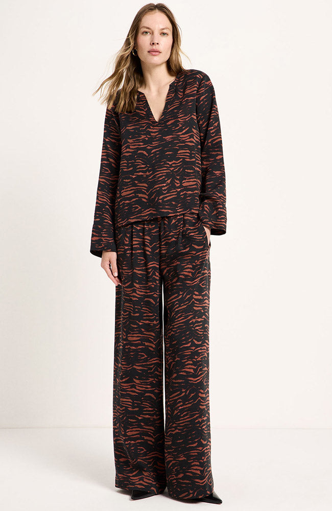 Lanius Lyocell Tencel blouse animal stripes chocolate voor vrouwen | Sophie Stone