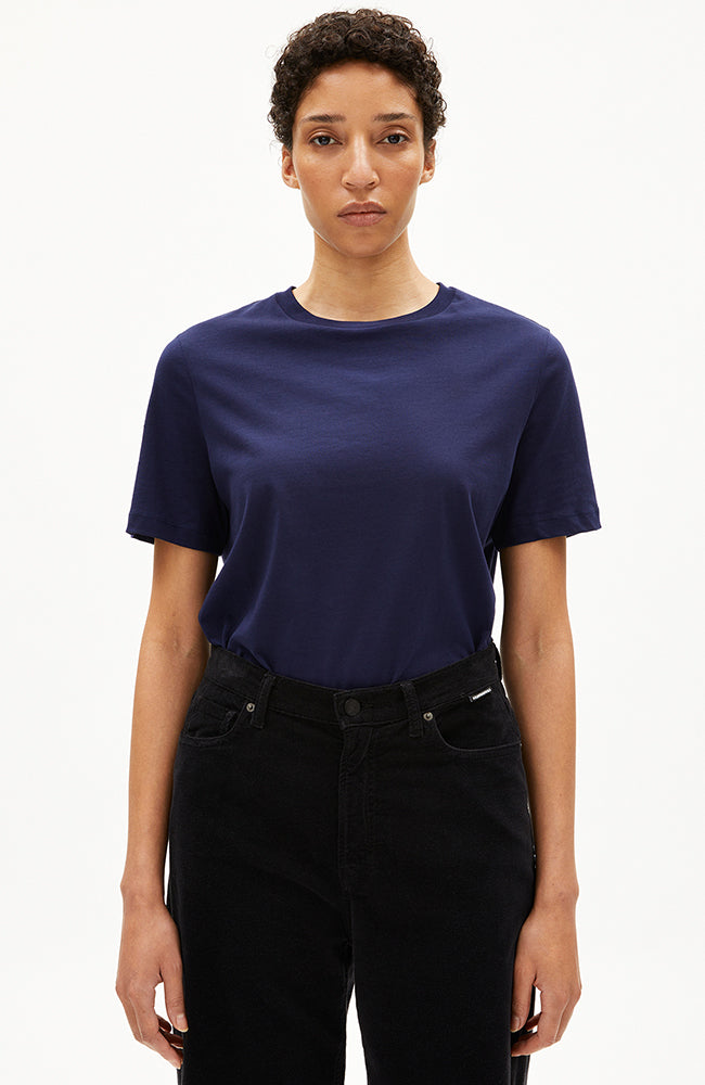 ARMEDANGELS Luaala t-shirt tinted navy organic cotton ladies | Sophie Stone