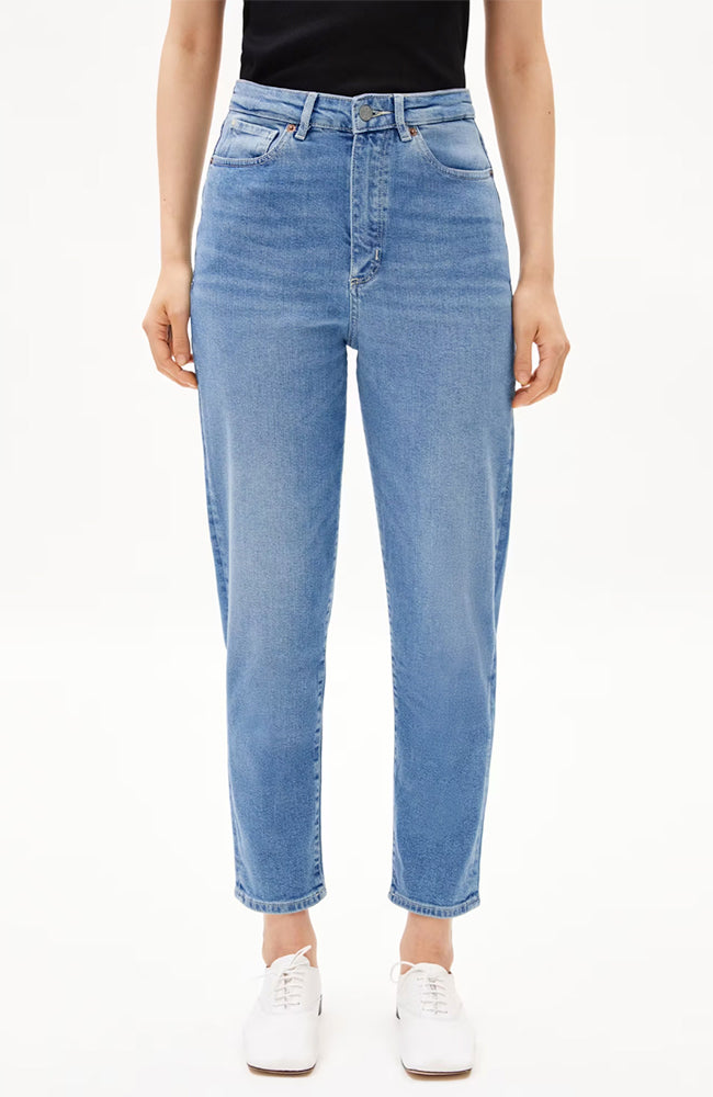 ARMEDANGELS Mairaa herse mom jeans in organic cotton | Sophie Stone