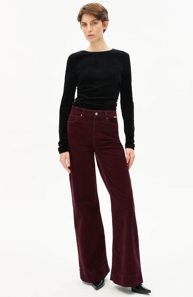 ARMEDANGELS Murliaa Cordhose dunkel Cranberry Bio-Baumwolle Frau | Sophie Stone