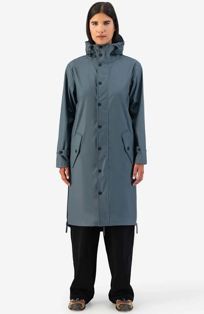 MAIUM woman raincoat Original blue gray from recycled polyester | Sophie Stone