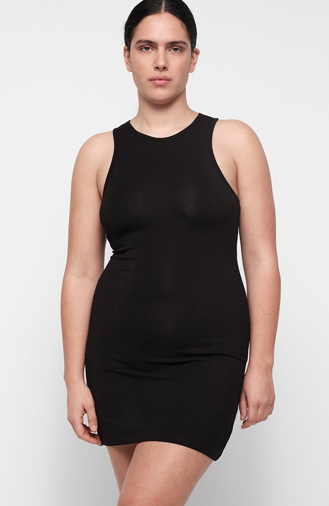 Organic Basics Core Minikleid aus schwarzer Bio-Baumwolle für Damen | Sophie Stone