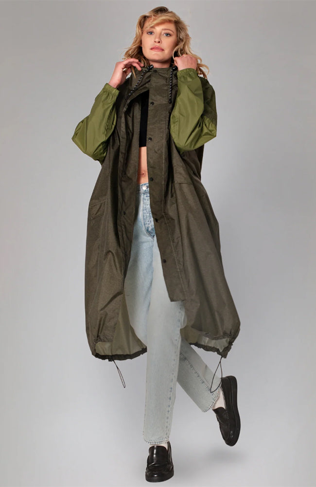 Rainkiss Herringbone raincoat made of recycled PET unisex | Sophie Stone