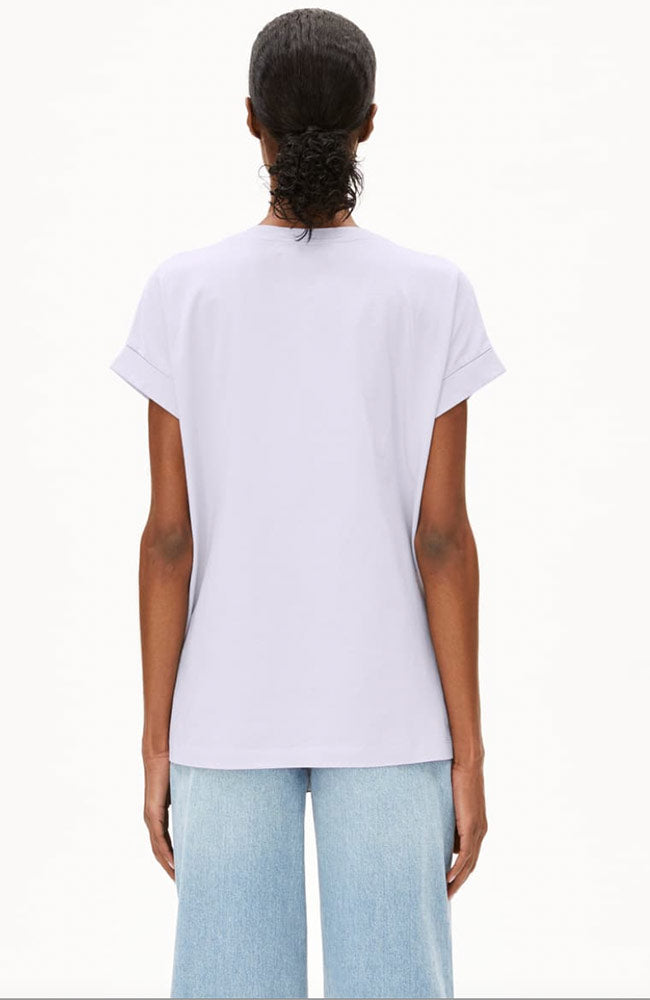 ARMEDANGELS Idaara soft lilac organic cotton ladies | Sophie Stone