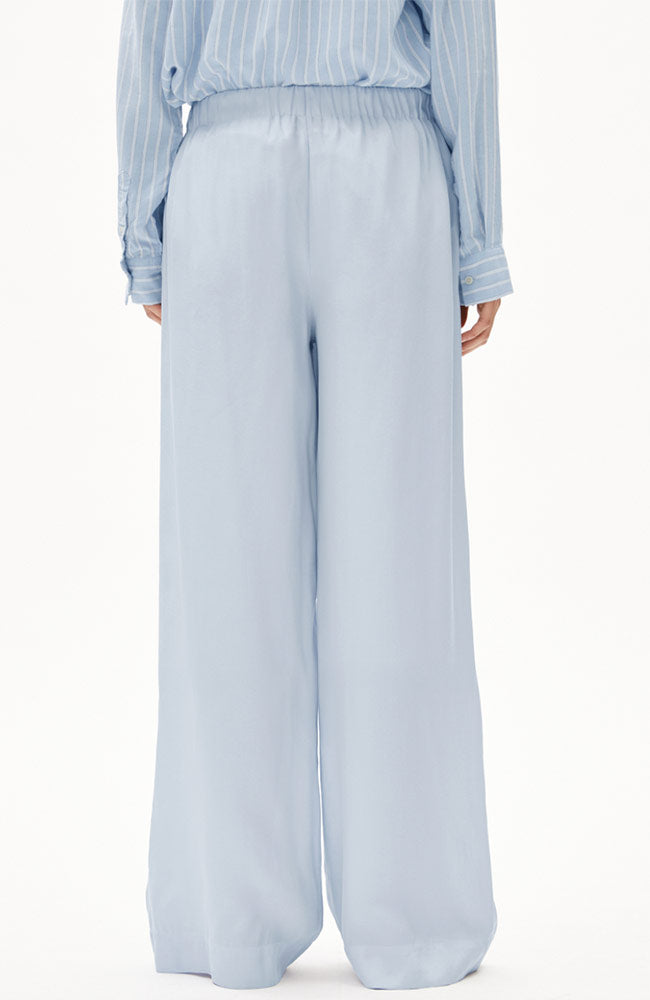 ARMEDANGELS Jonvaali Morgenhimmel Hose aus 100% Viskose (LENZING™ ECOVERO™) Frau | Sophie Stone