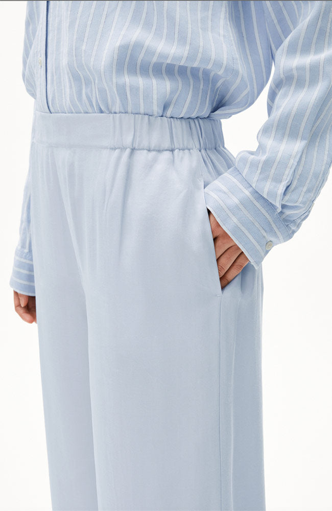 ARMEDANGELS Jonvaali Morgenhimmel Hose Damen | Sophie Stone