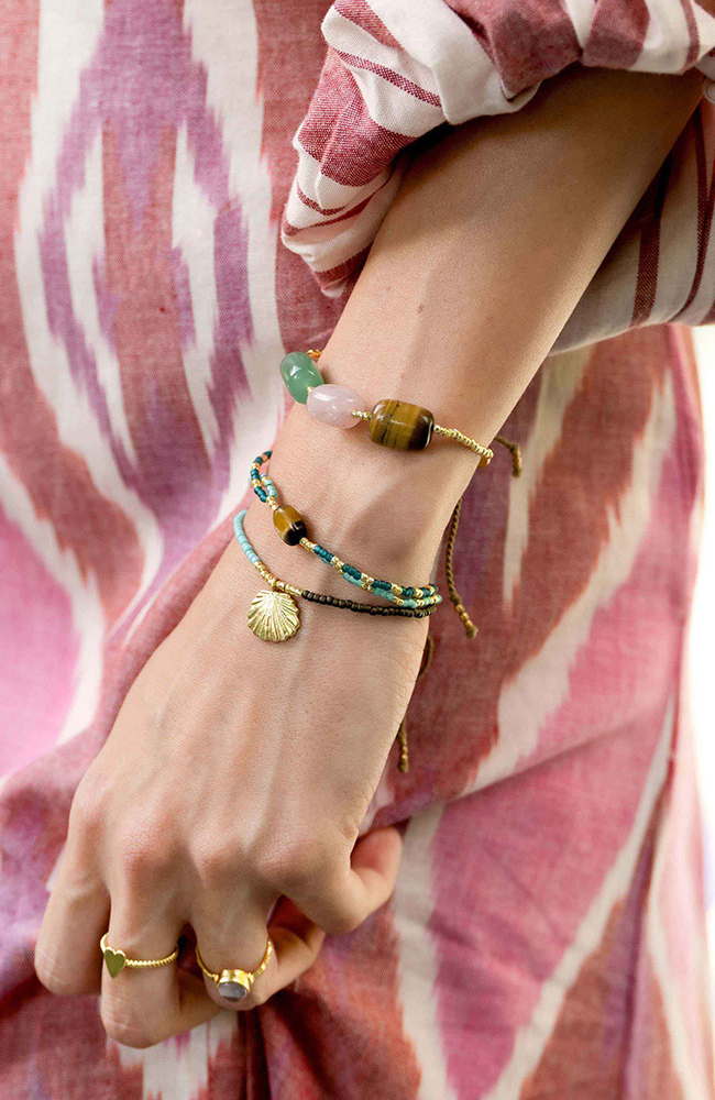 A Beautiful Story Shining tiger eye armband glaskralen dames | Sophie Stone