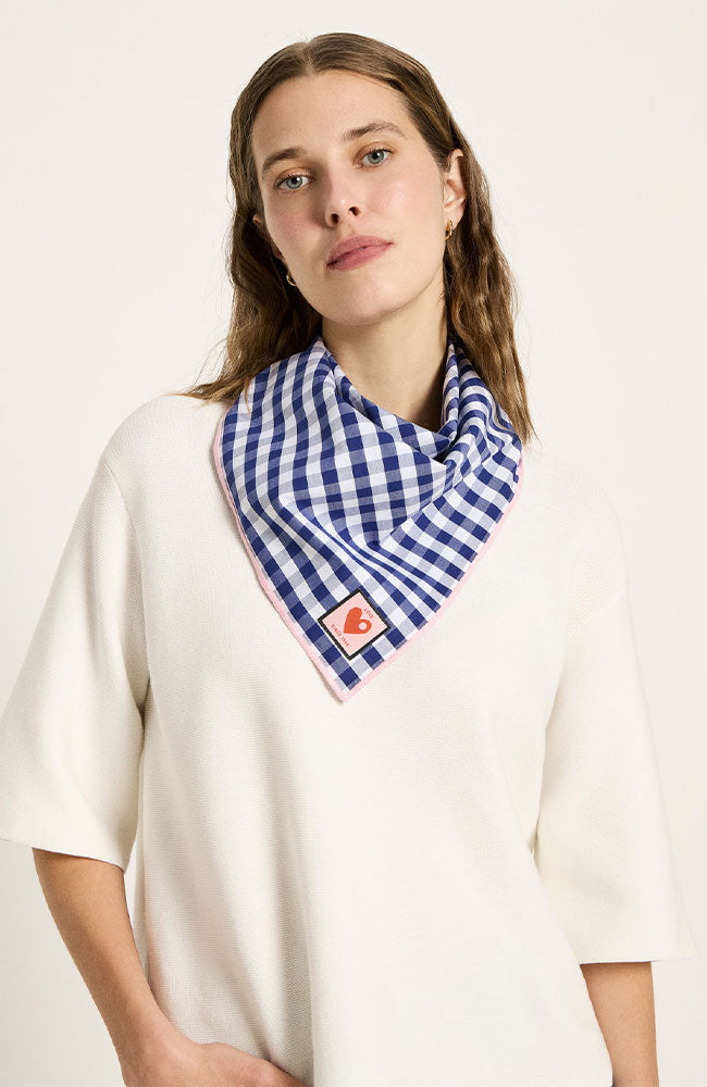 Lanius sjaaltje vichy geruit blauw wit gemaakt van katoen voor dames | Sophie Stone