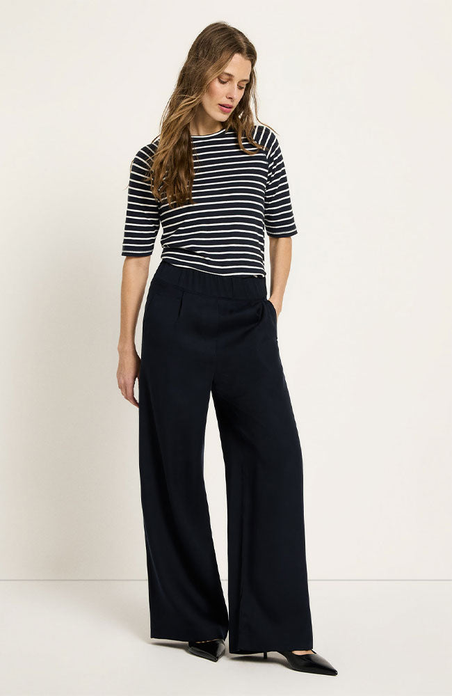 Lanius wide leg broek midnight blauw van TENCEL voor dames | Sophie Stone