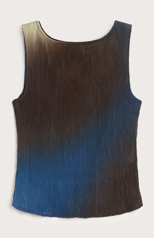 Thinking MU Dora top bruin van gerecycled polyester vrouw | Sophie Stone