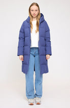 MAZINE Basic Puffer jas violet blue van gerecycled plastic voor dames | Sophie Stone