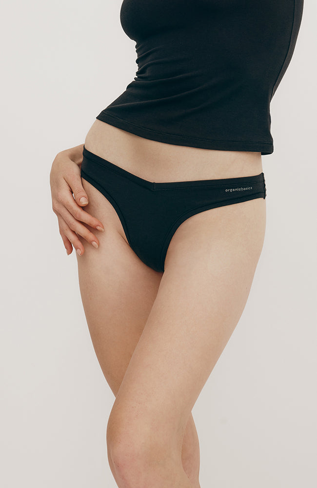 Organic Basics Flex Thong black from organic cotton | Sophie Stone