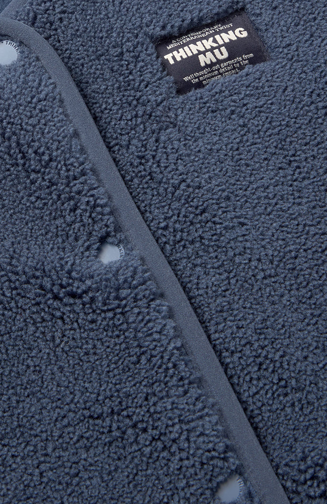 Thinking MU Jay Strickjacke blau aus recyceltem Polyester Damen | Sophie Stone