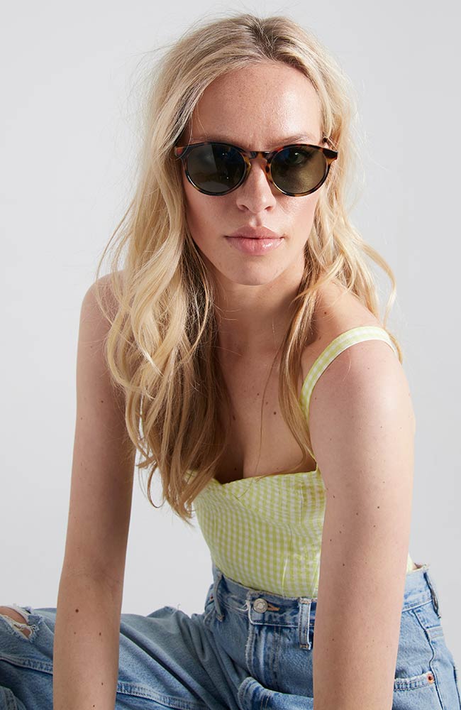 Parafina Isla Amber Tortoise Sunglasses | Sophie Stone
