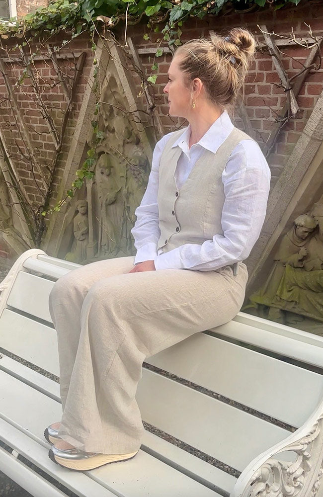 Kings of Indigo Lilian pants in beige, made from 100% linen for women | Sophie Stone