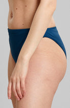 Dedicated bikini bottoms Sanda Blue from recycled plastic | Sophie Stone