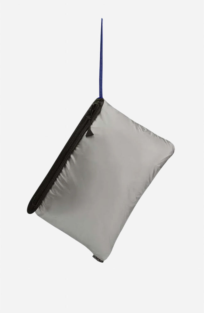 MAIUM Poncho electric blue storage bag | Sophie Stone