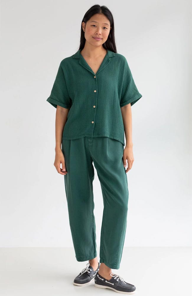TWOTHIRDS Zuqar blouse in dark green, made from organic cotton for women | Sophie Stone