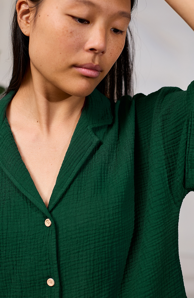 TWOTHIRDS Zuqar blouse in dark green organic cotton for women | Sophie Stone