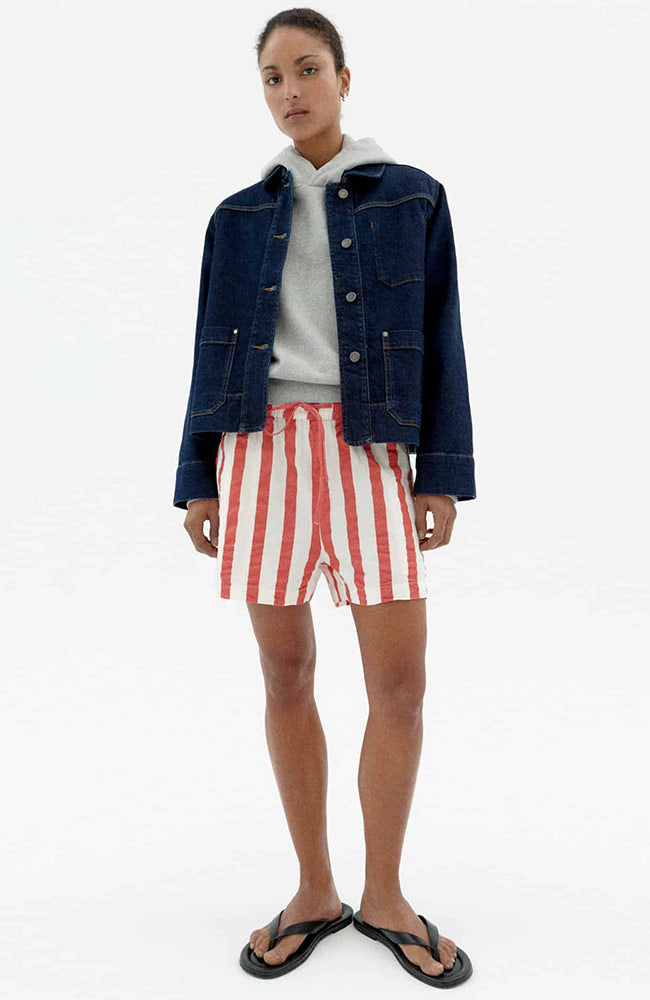 Thinking MU Geranio Shorts rot Maxistreifen Bio-Baumwolle Frauen | Sophie Stone