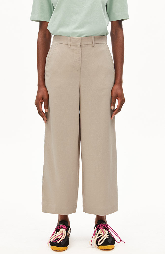 ARMEDANGELS Caarunus Lino Hose Sandstein ECOVERO & Leinen für Damen | Sophie Stone