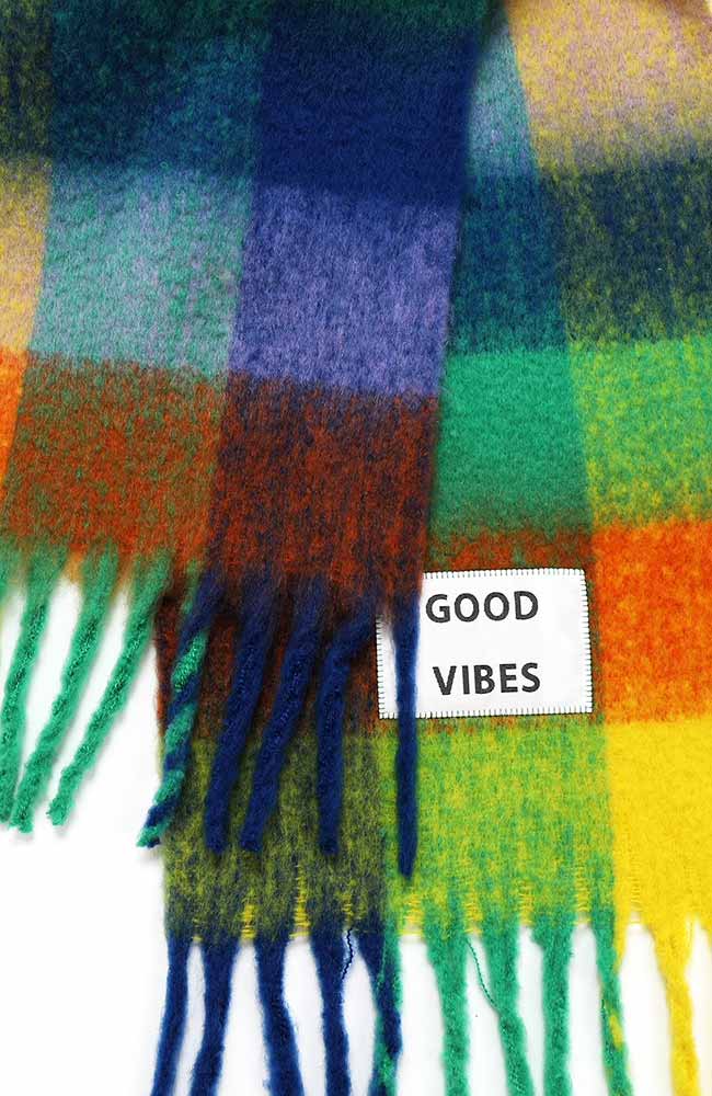 VERB TO DO Good vibes ruiten sjaal van Repreve voor dames | Sophie Stone