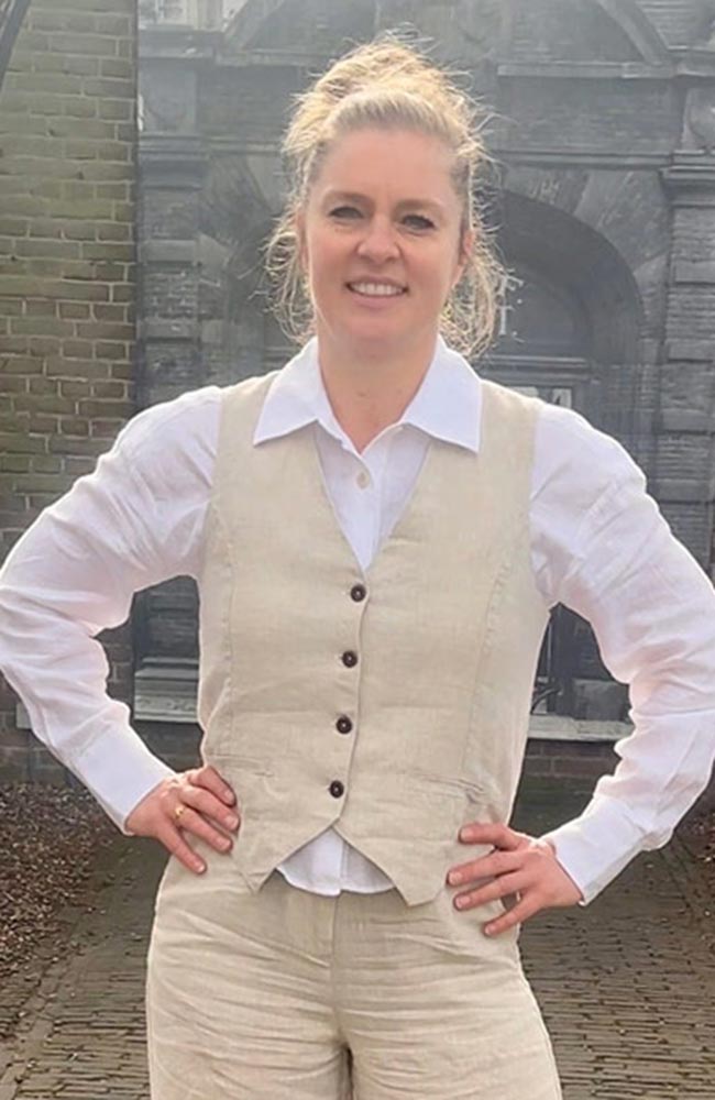 Kings of Indigo Lucia Gilet aus ungefärbtem Leinen für Damen | Sophie Stone