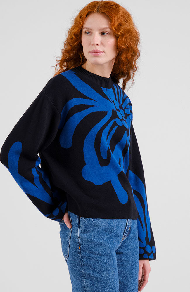 Dedicated Limhamn big flower ladies | Sophie Stone