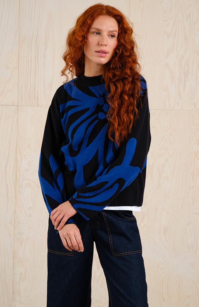 Dedicated Limhamn sweater big flower | Sophie Stone