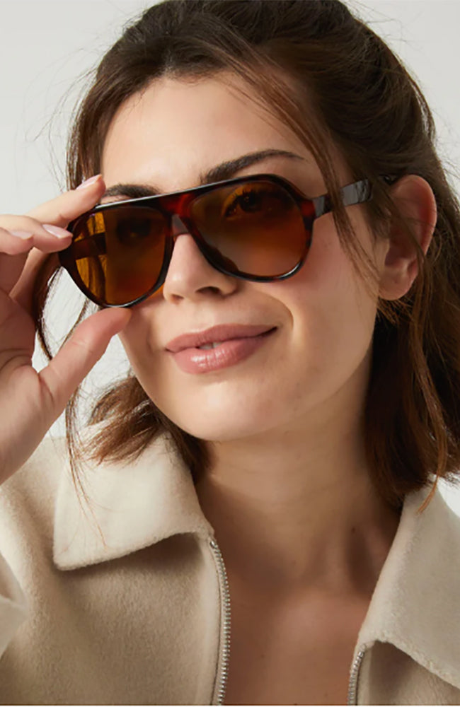 Parafina Sonnenbrille agma Turtle 100 % recyceltes HDPE | Sophie Stone