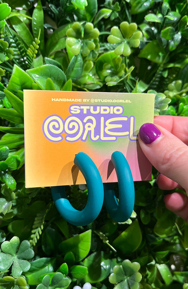 Studio Earring Hola Hoops Ohrringe grün | Sophie Stone