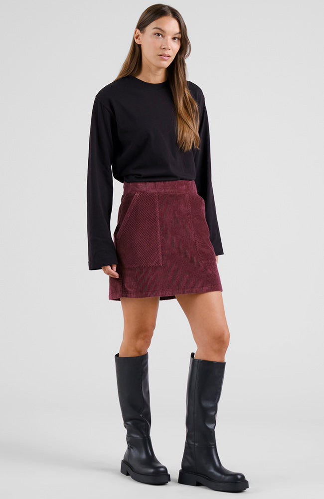 Dedicated Majorna Corduroy rok fig red van bio katoen | Sophie Stone