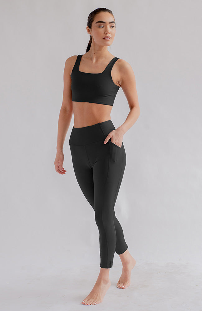 Girlfriend collective compressive high-rise pocket leggings black RPET | Sophie Stone