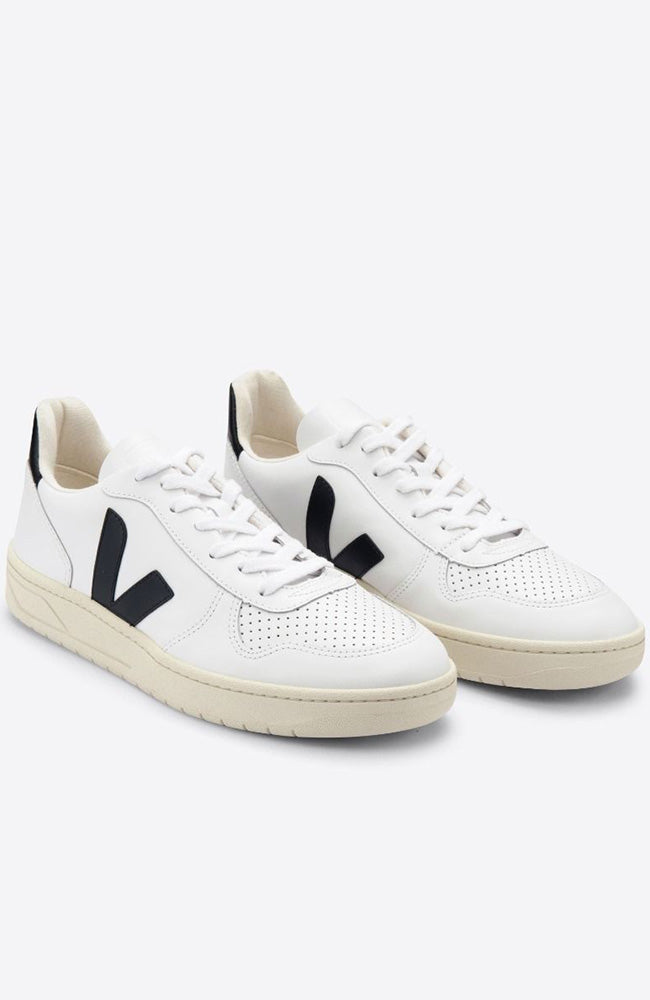 VEJA V-10 Leather white black | Sophie Stone