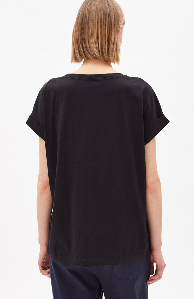 ARMEDANGELS Idaa logo black shirt | Sophie Stone